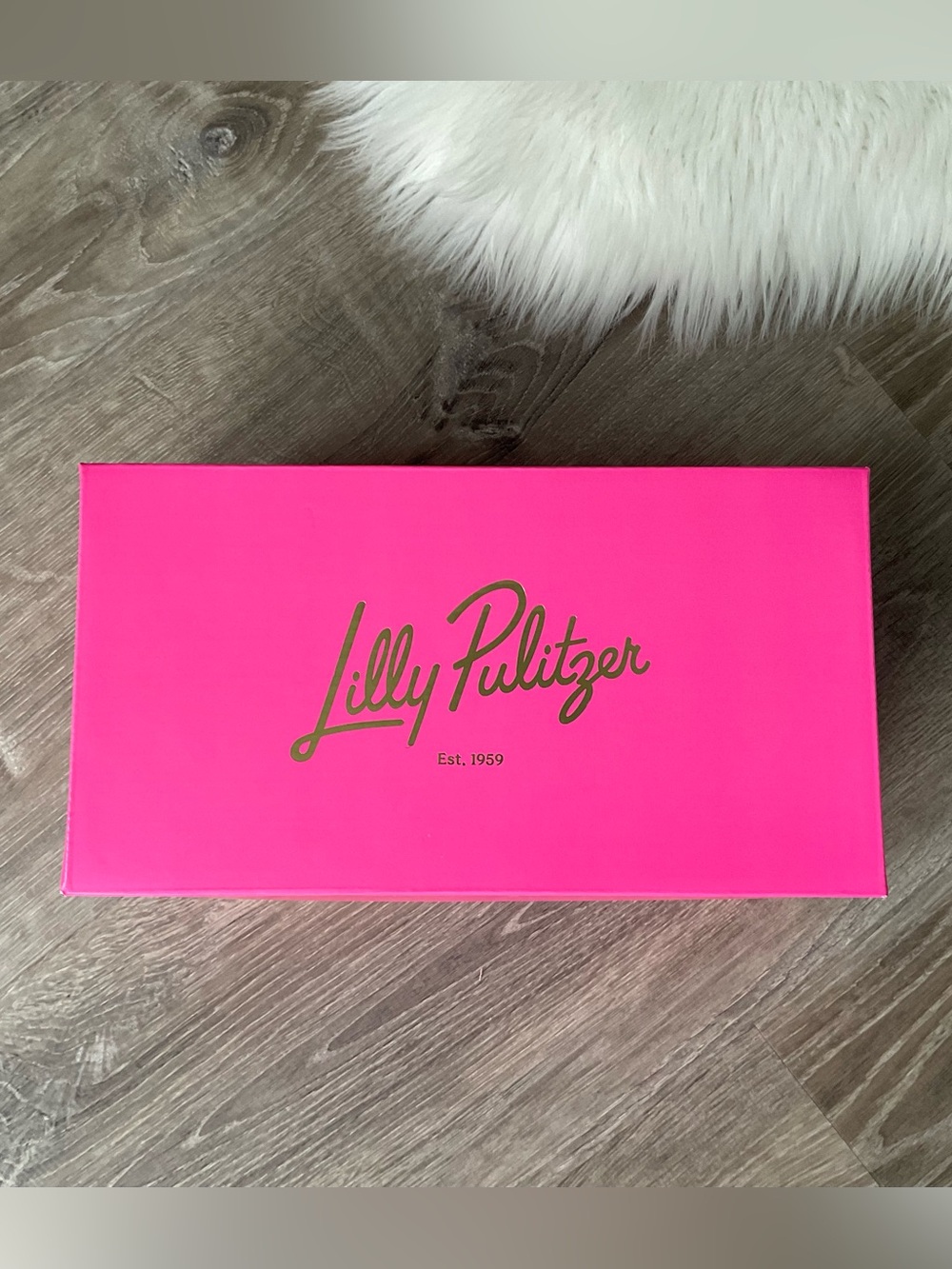 π LILLY PULITZER Leena Gold T-Strap Sandal - Picture 6 of 11